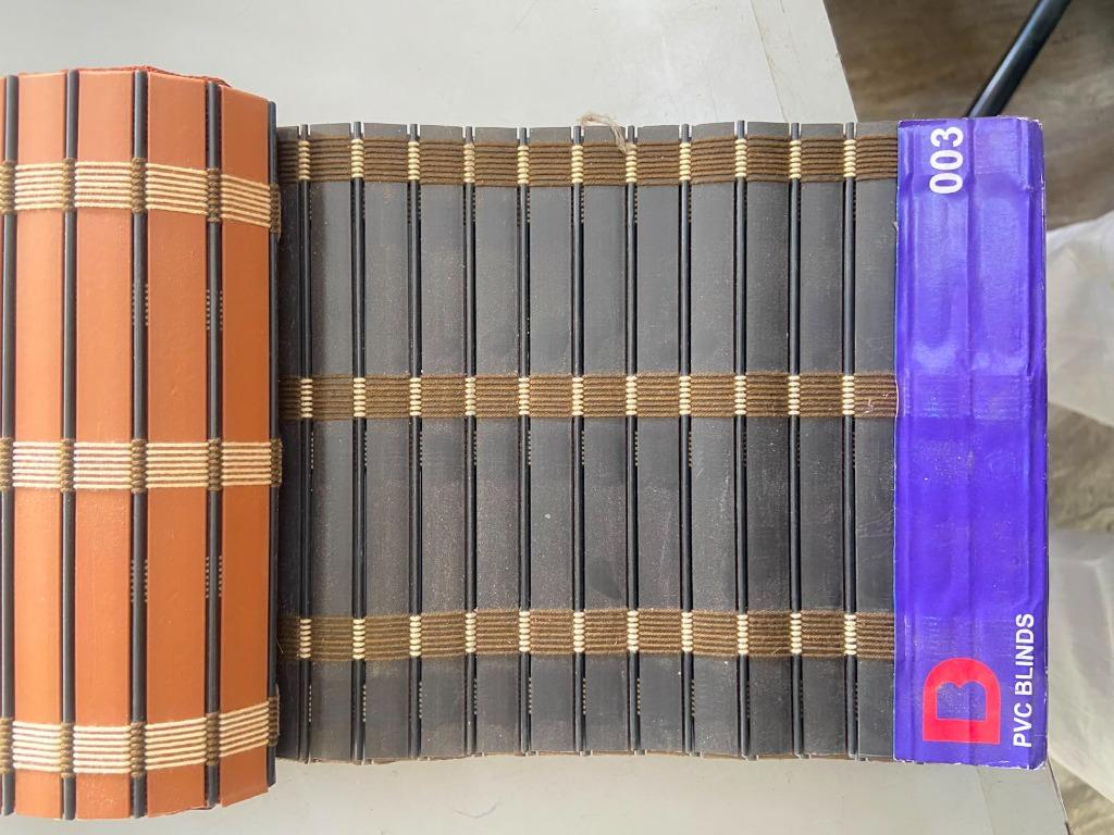 Wood-look PVC roll blinds swatch 006